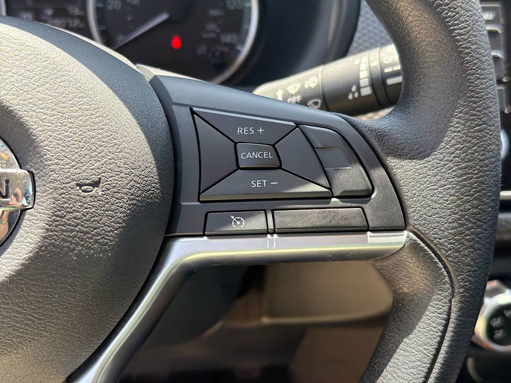 Thumbnail: 2020 Nissan Kicks - 27