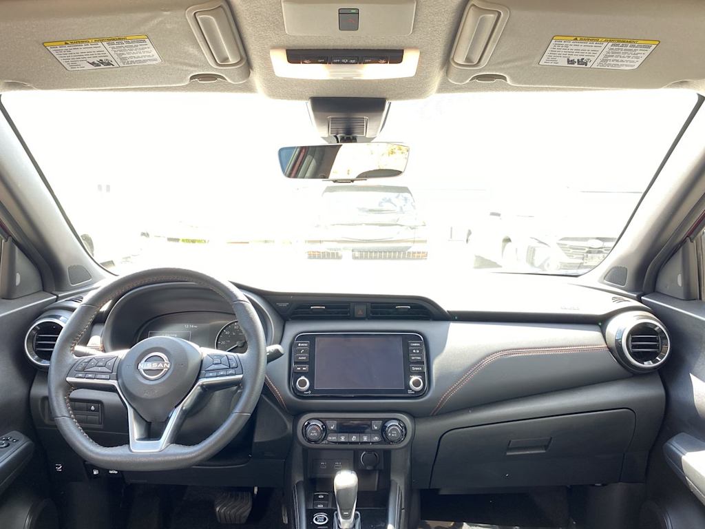 2024 Nissan Kicks SR 9