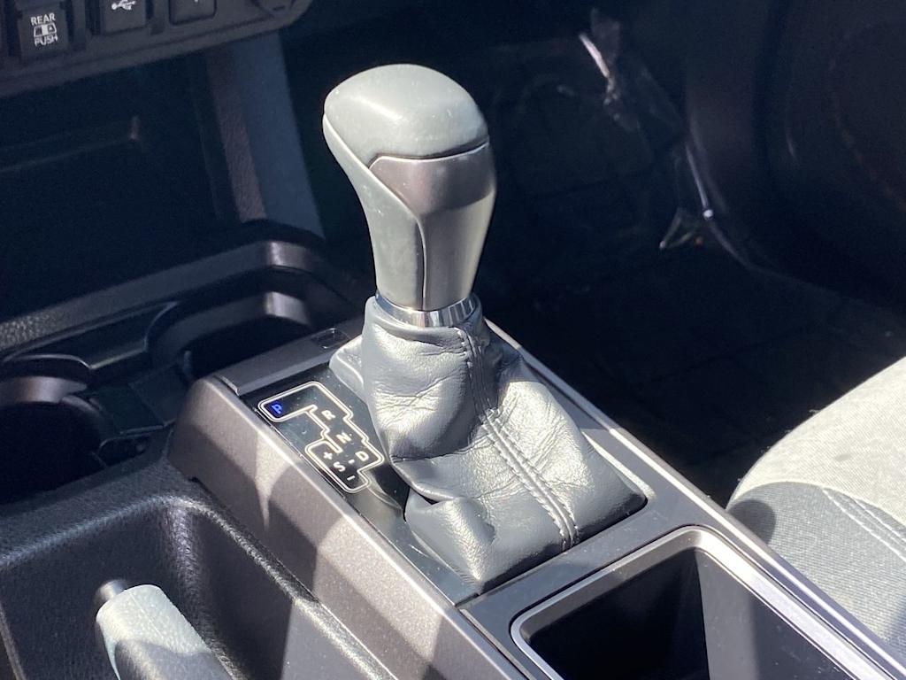Thumbnail: 2023 Toyota Tacoma - 16