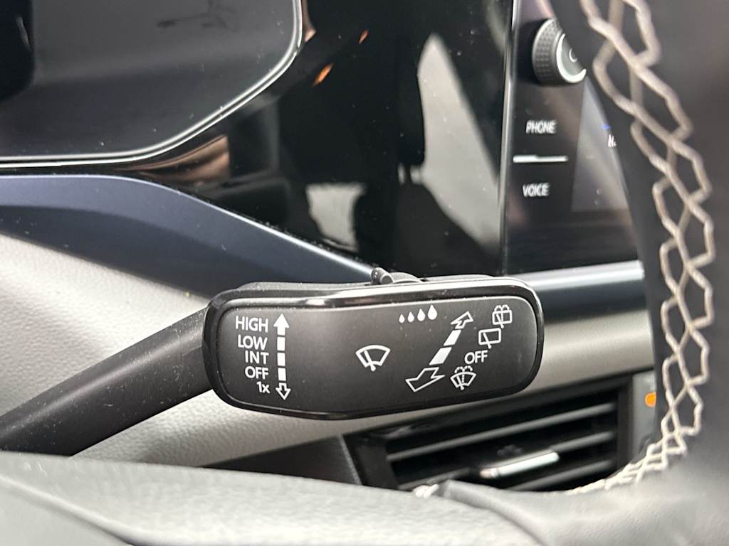 Thumbnail: 2022 Volkswagen Taos - 29