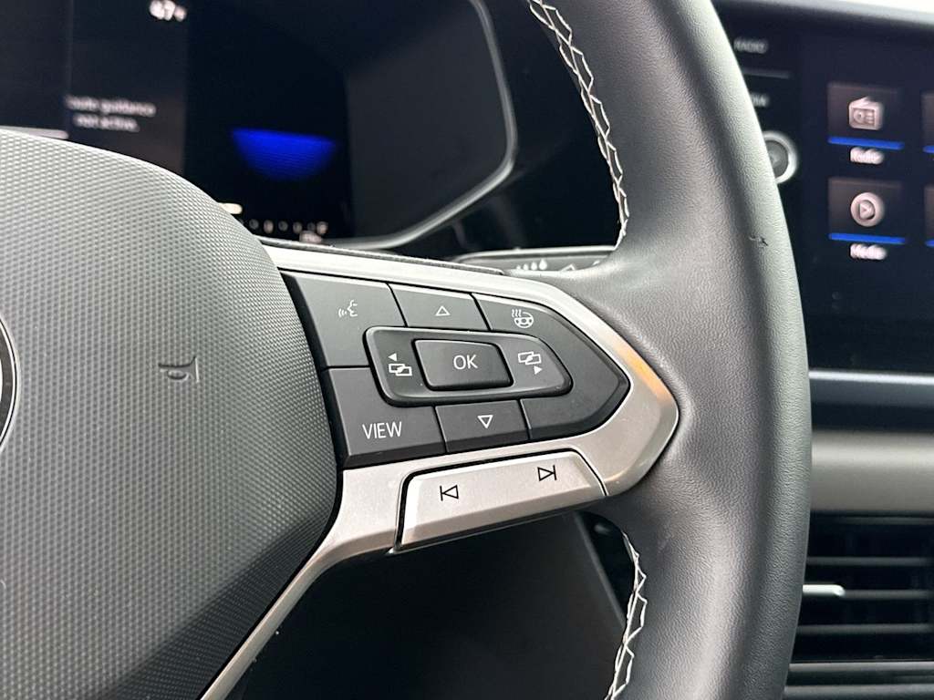 Thumbnail: 2022 Volkswagen Taos - 28