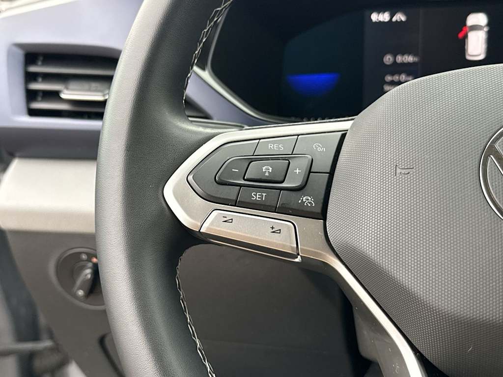 Thumbnail: 2022 Volkswagen Taos - 27