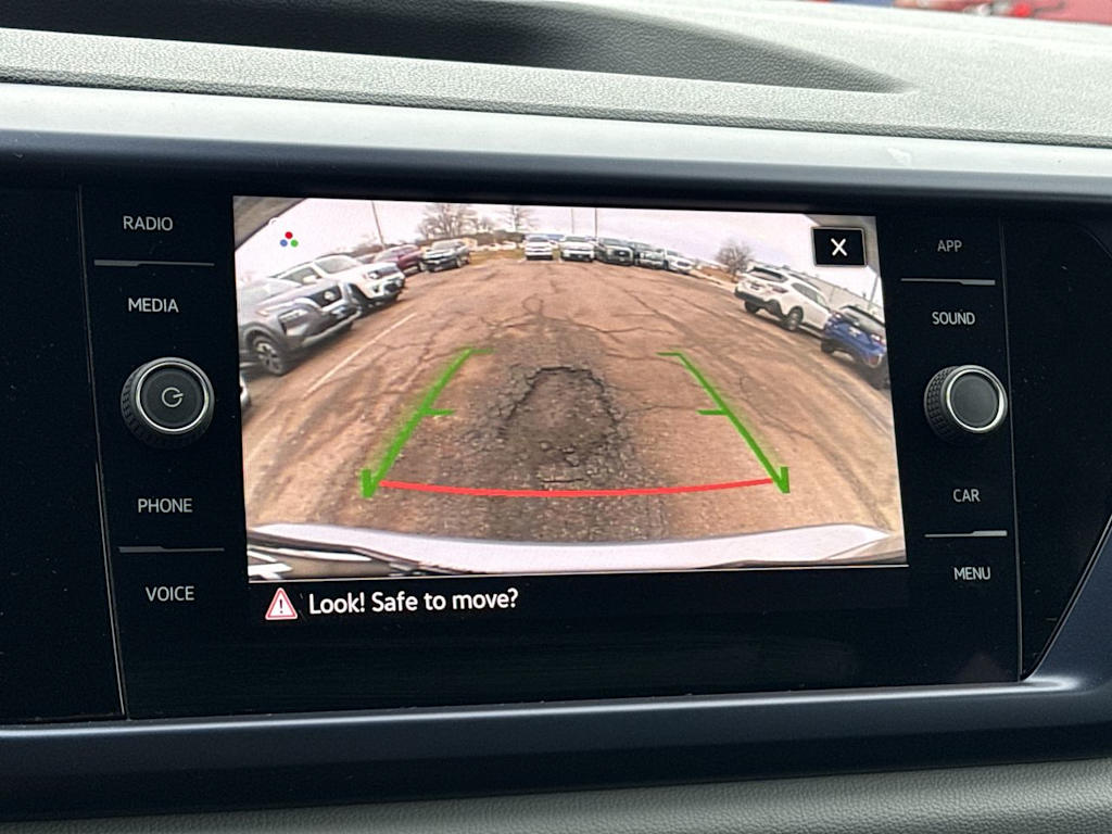 Thumbnail: 2022 Volkswagen Taos - 31