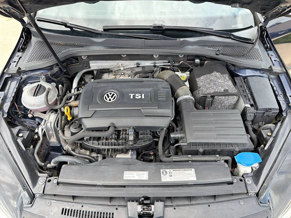 Thumbnail: 2017 Volkswagen Golf - 7