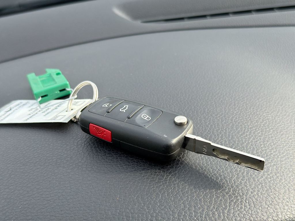 Thumbnail: 2016 Volkswagen Jetta - 18