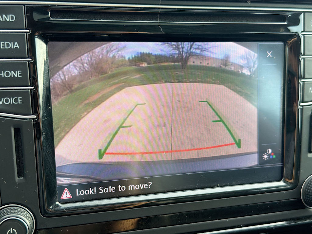 Thumbnail: 2016 Volkswagen Jetta - 30