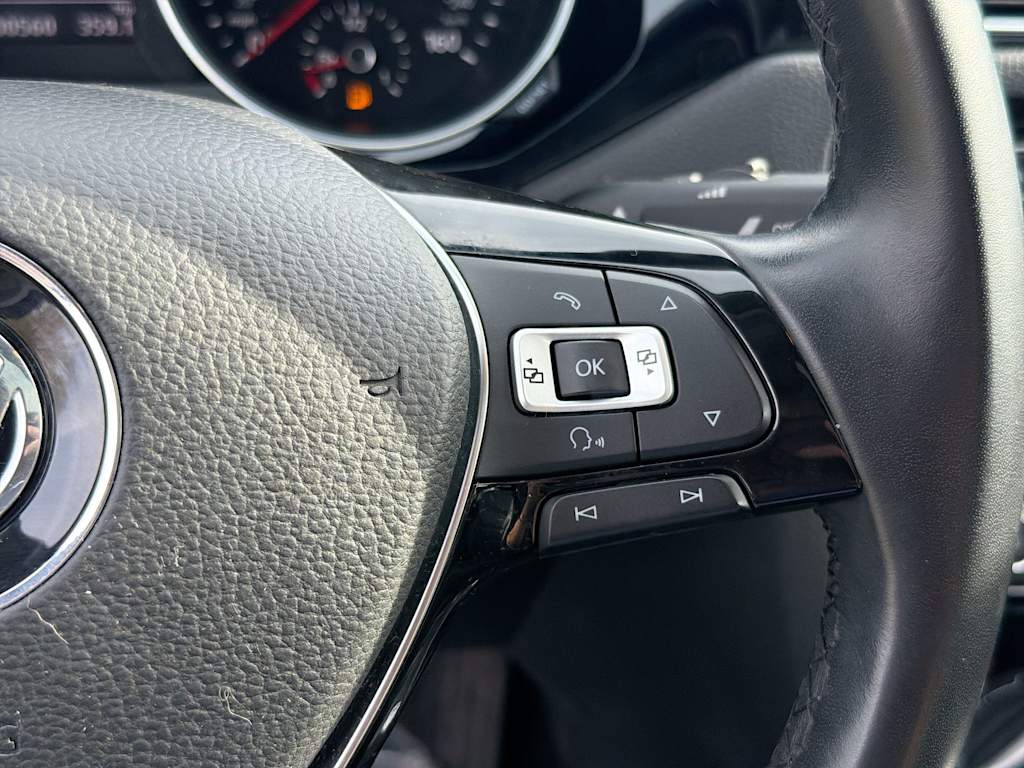 Thumbnail: 2016 Volkswagen Jetta - 28