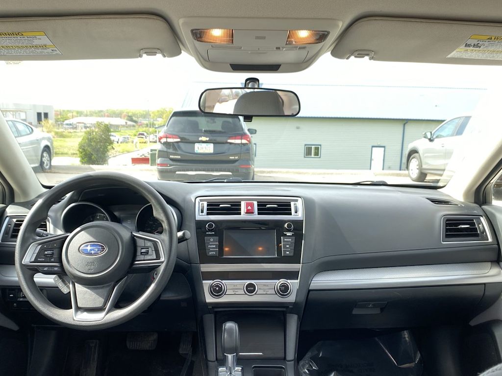 2018 Subaru Legacy Base 8