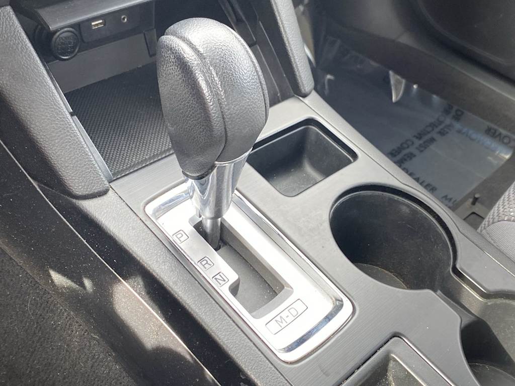 2018 Subaru Legacy Base 31