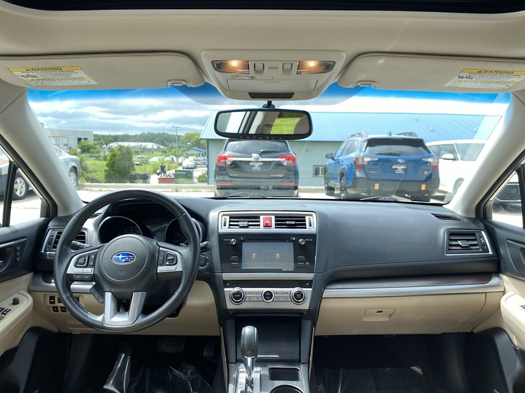 Thumbnail: 2015 Subaru Legacy - 9