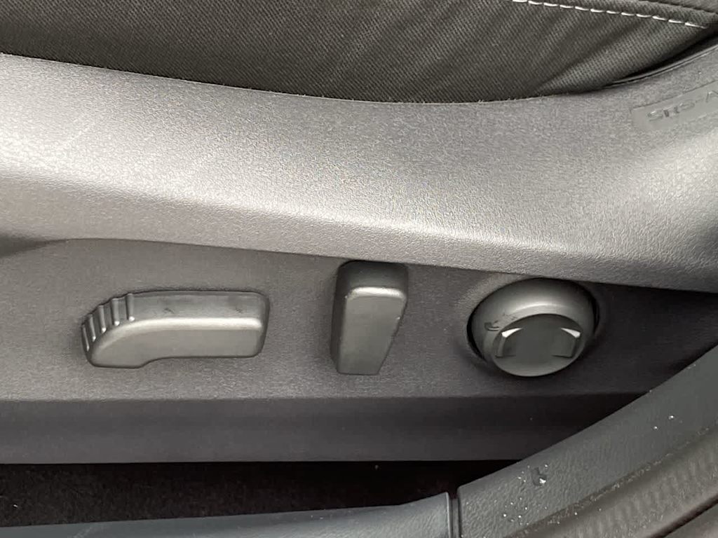 Thumbnail: 2025 Subaru Legacy - 24