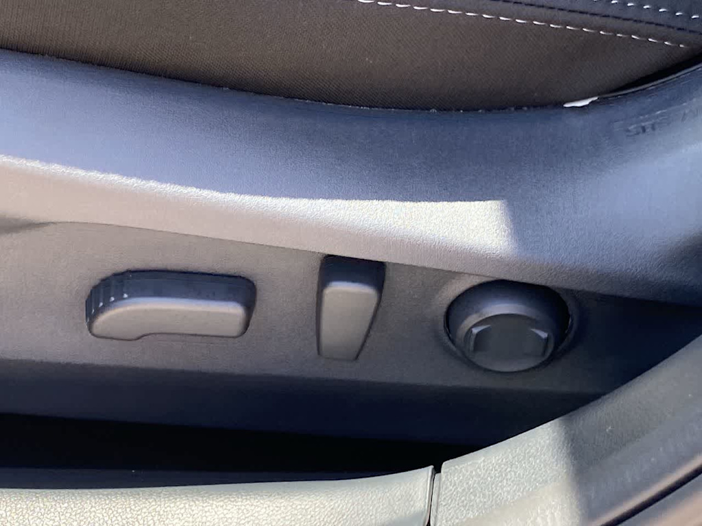 Thumbnail: 2025 Subaru Legacy - 25