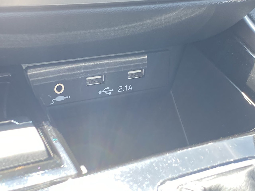 2022 Subaru Legacy Premium 33