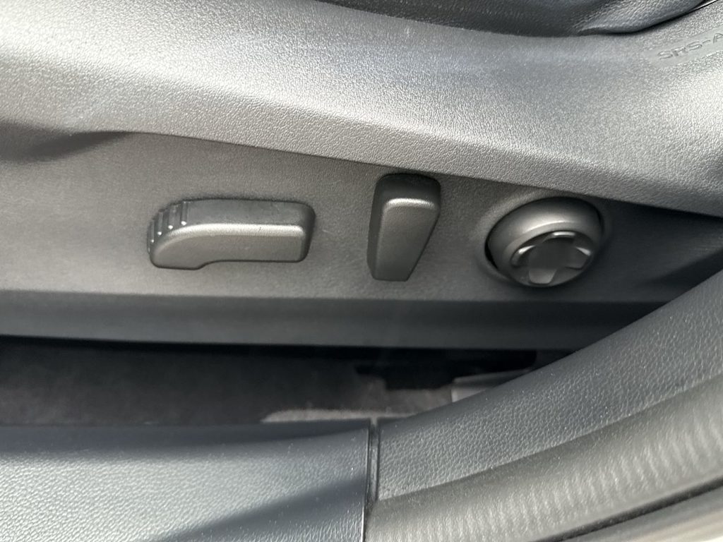 Thumbnail: 2025 Subaru Legacy - 25