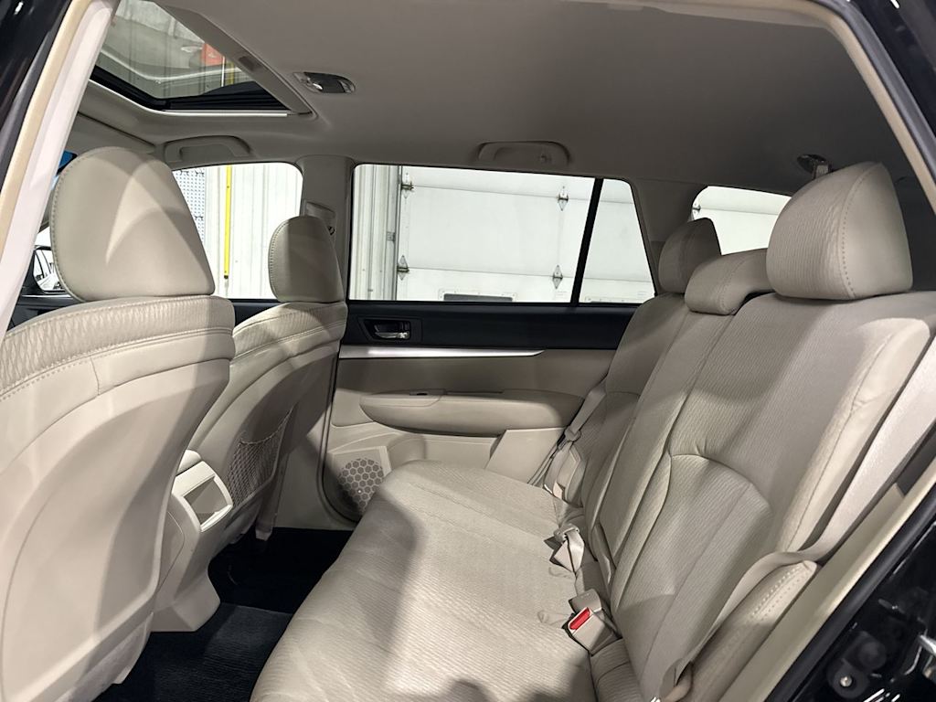 Thumbnail: 2011 Subaru Outback - 26