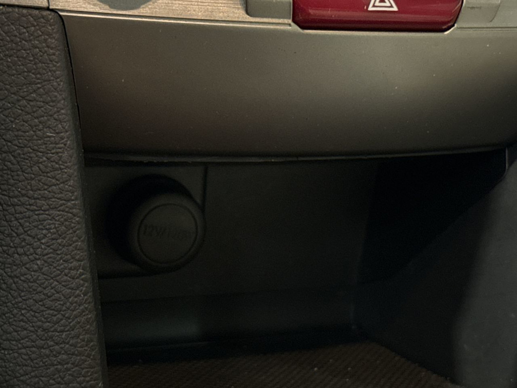 Thumbnail: 2011 Subaru Outback - 33