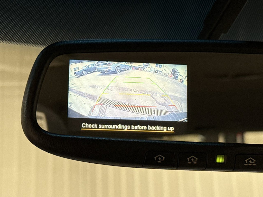 Thumbnail: 2011 Subaru Outback - 32