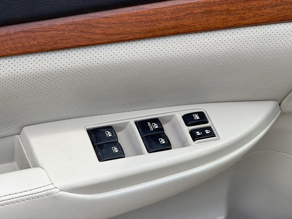 Thumbnail: 2014 Subaru Outback - 23