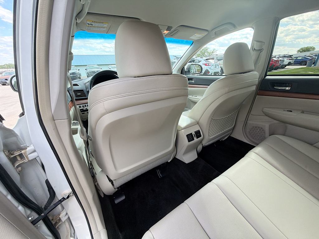 Thumbnail: 2014 Subaru Outback - 12