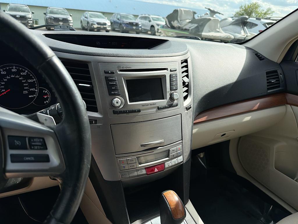 Thumbnail: 2014 Subaru Outback - 14