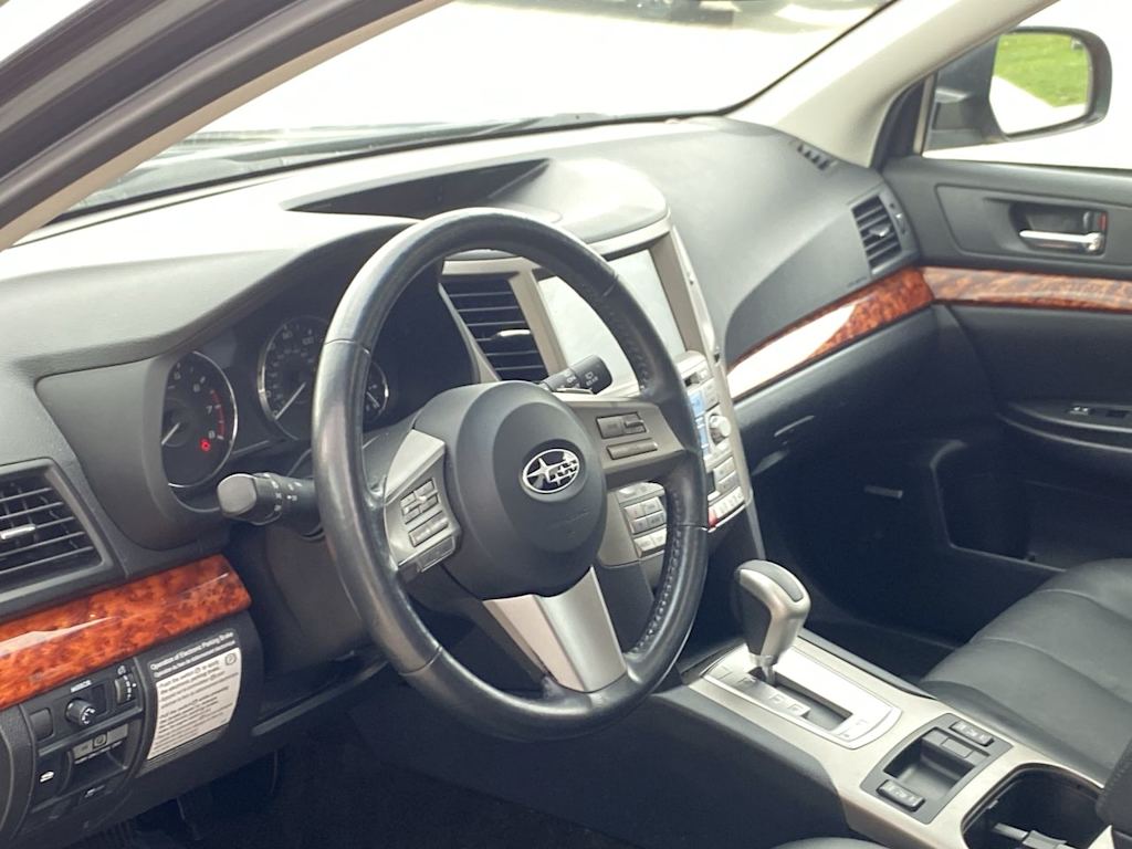 2011 Subaru Outback Limited 2
