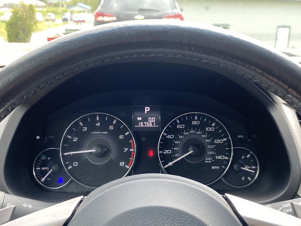 2011 Subaru Outback Limited 16
