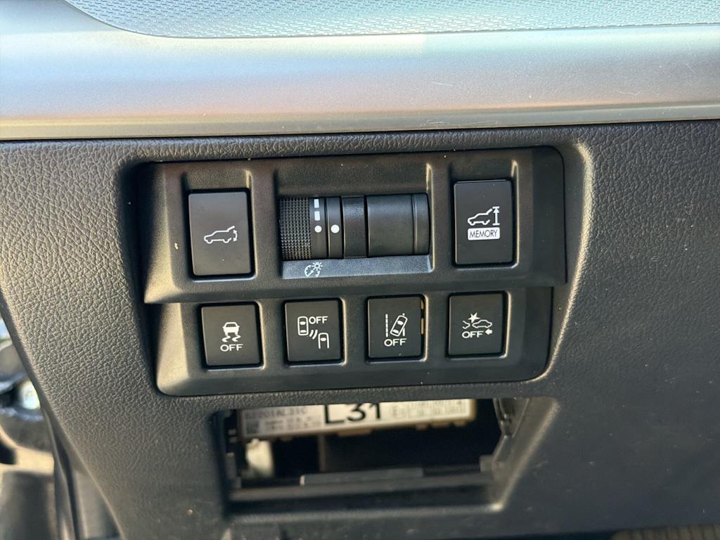 Thumbnail: 2018 Subaru Outback - 32