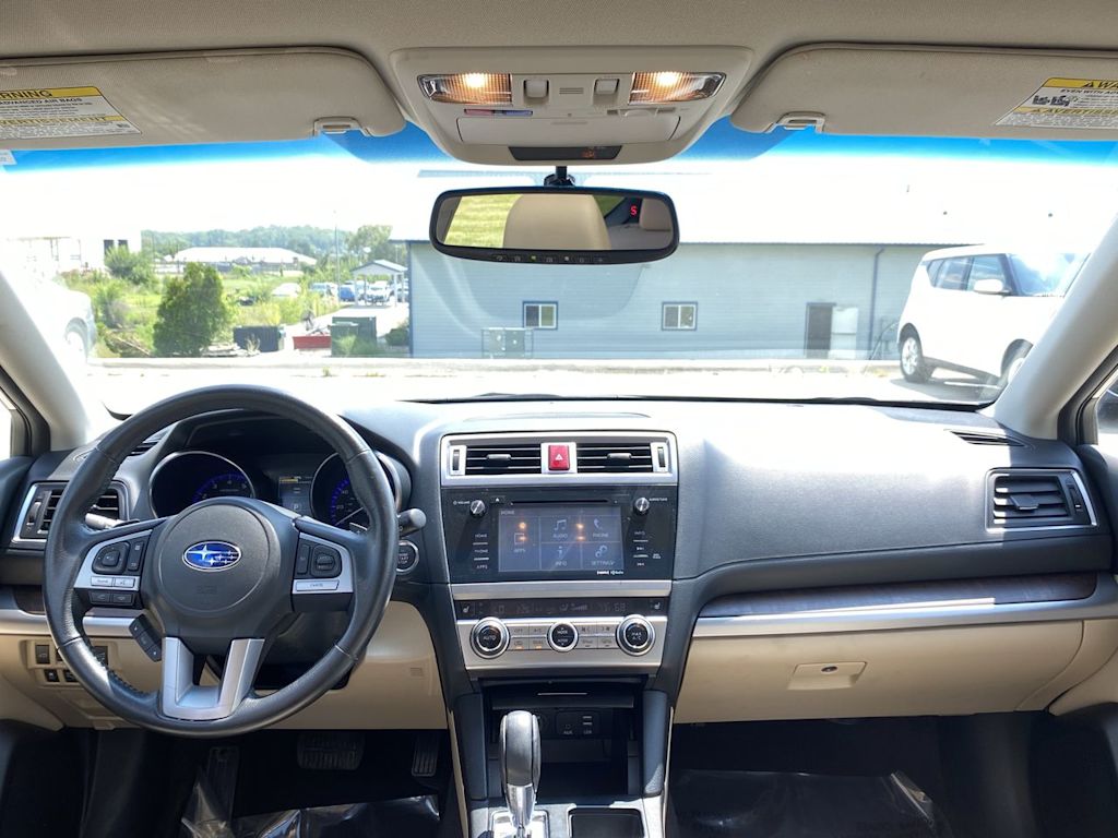 Thumbnail: 2017 Subaru Outback - 9