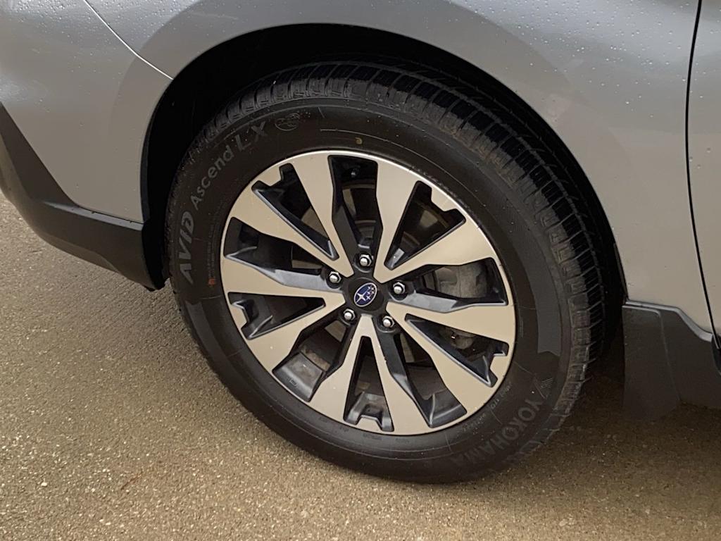 Thumbnail: 2017 Subaru Outback - 6
