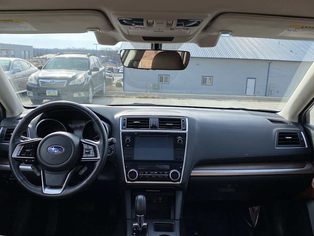 2018 Subaru Outback Touring 10