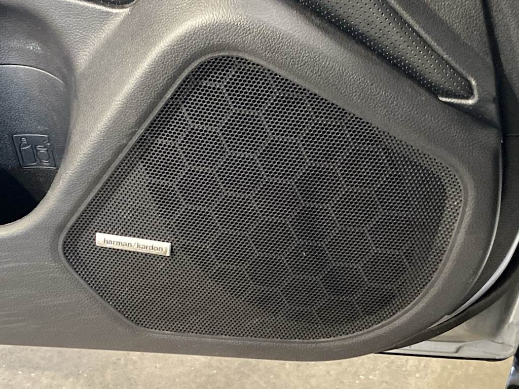 Thumbnail: 2015 Subaru Outback - 34