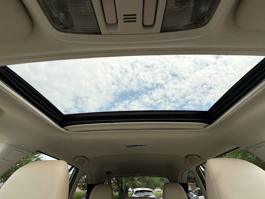 Thumbnail: 2016 Subaru Outback - 25