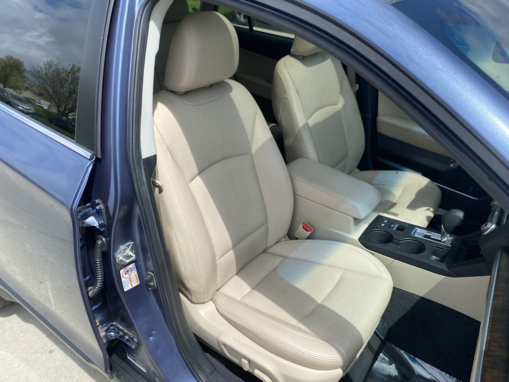 2015 Subaru Outback Limited 11