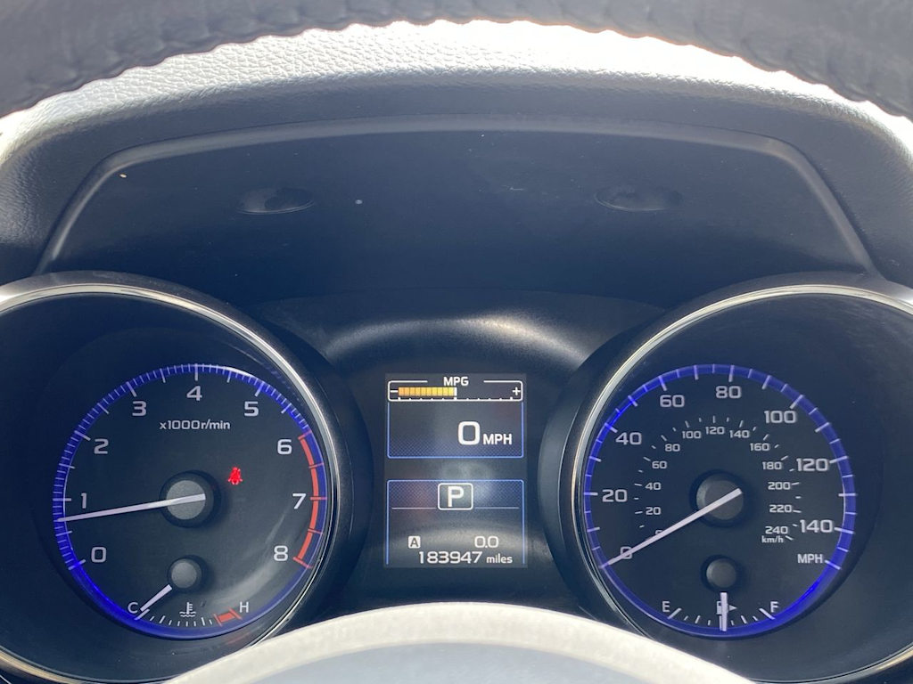 2015 Subaru Outback Limited 16