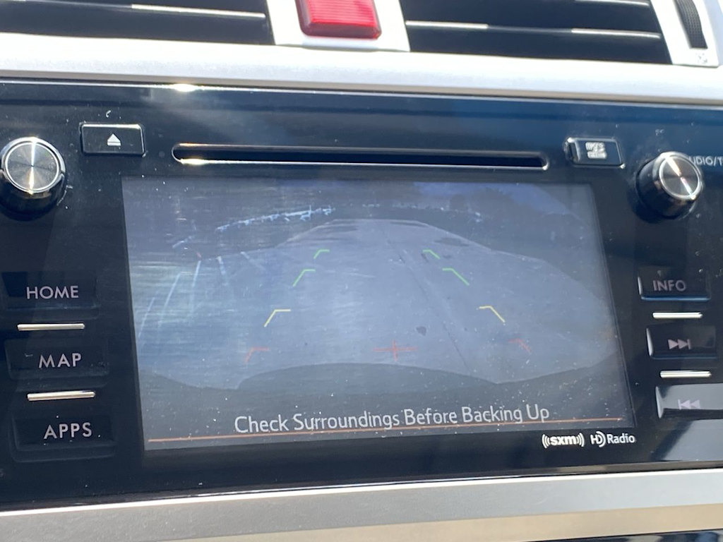 2015 Subaru Outback Limited 32
