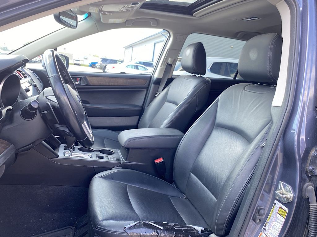 Thumbnail: 2016 Subaru Outback - 10