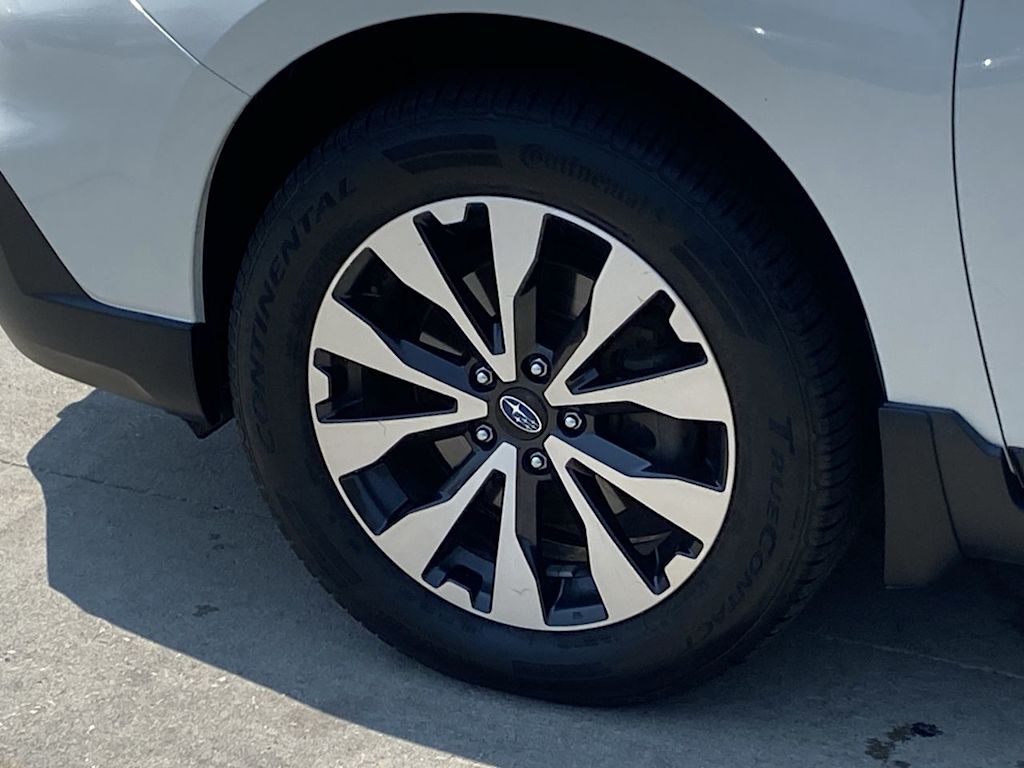 2016 Subaru Outback Limited 6