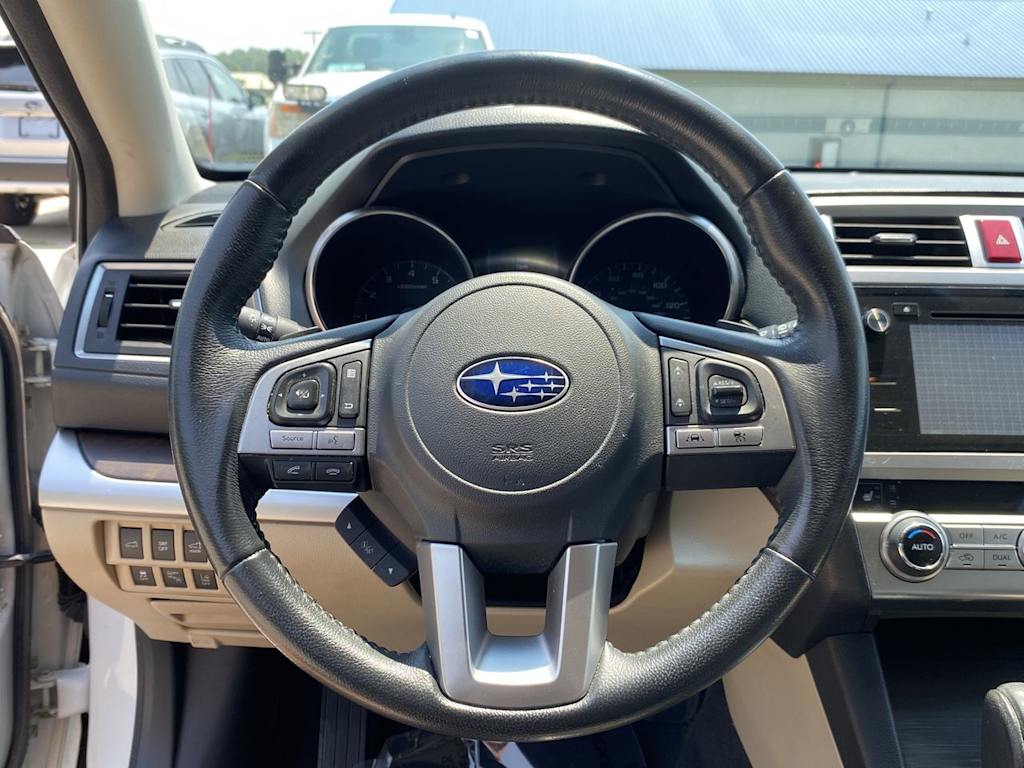 2016 Subaru Outback Limited 12