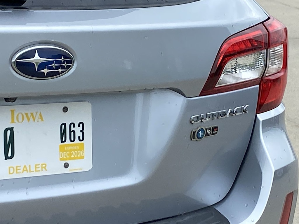 Thumbnail: 2015 Subaru Outback - 23