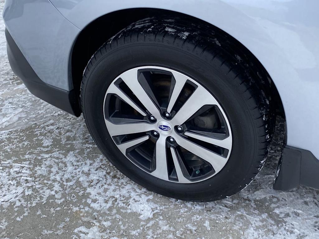 2019 Subaru Outback 3.6R Limited 8