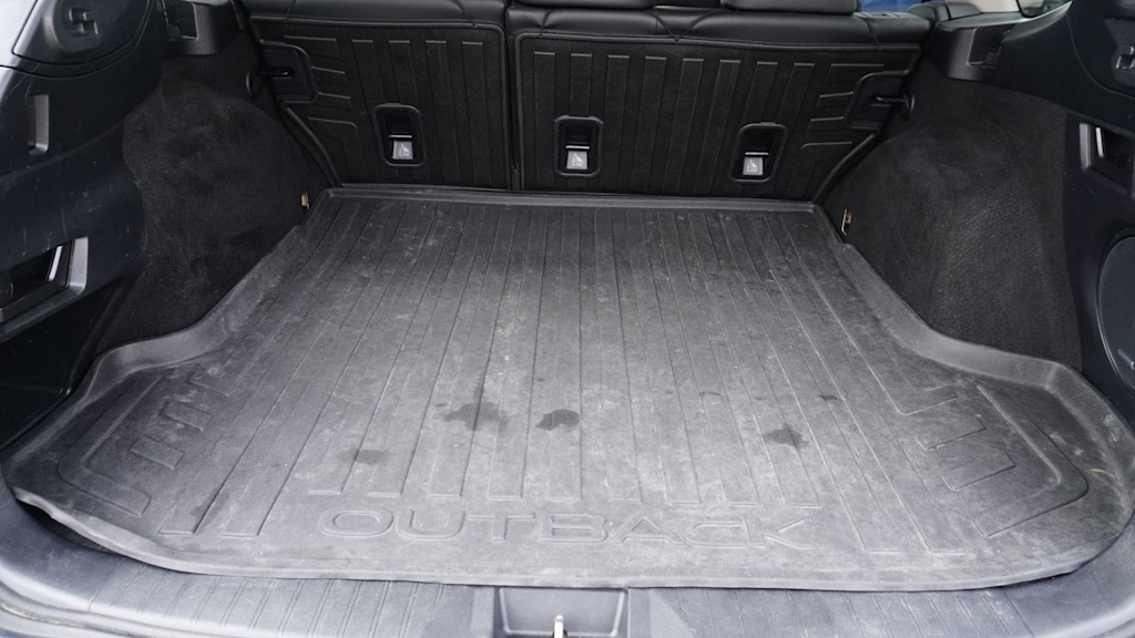 Thumbnail: 2018 Subaru Outback - 17