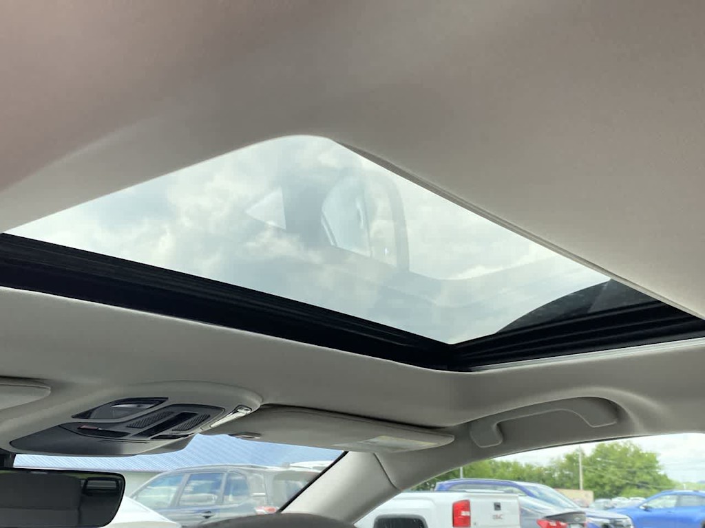 Thumbnail: 2025 Subaru Outback - 25