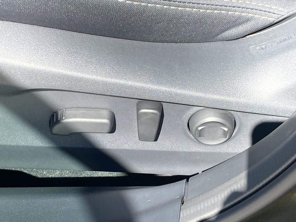 Thumbnail: 2025 Subaru Outback - 25