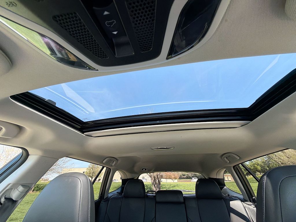 Thumbnail: 2022 Subaru Outback - 24