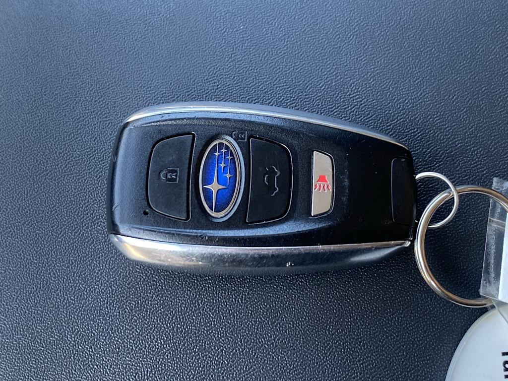 2020 Subaru Outback Limited 18
