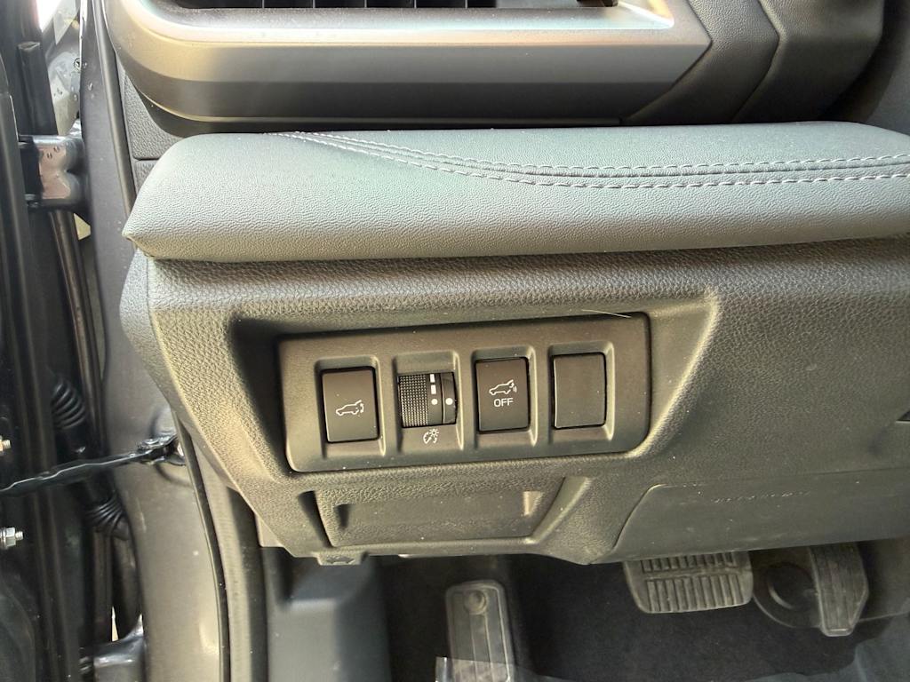 Thumbnail: 2022 Subaru Outback - 22