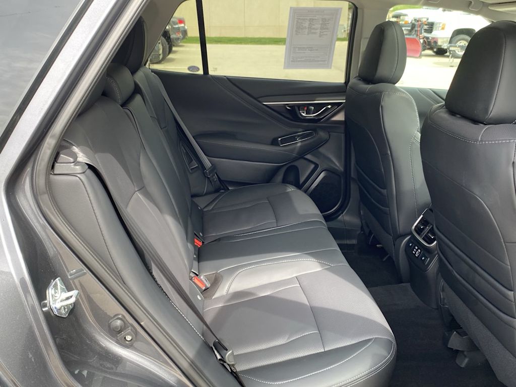 2025 Subaru Outback Limited 28