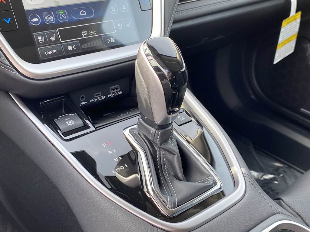2025 Subaru Outback Touring 35