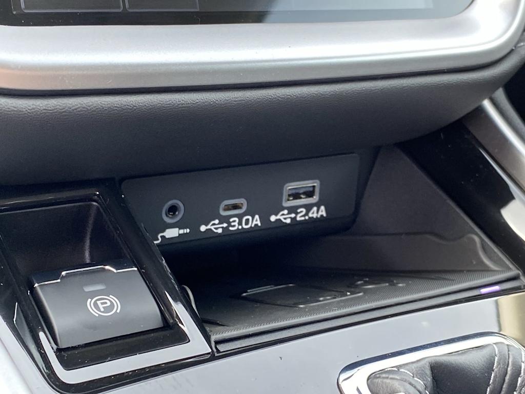 2025 Subaru Outback Touring 34