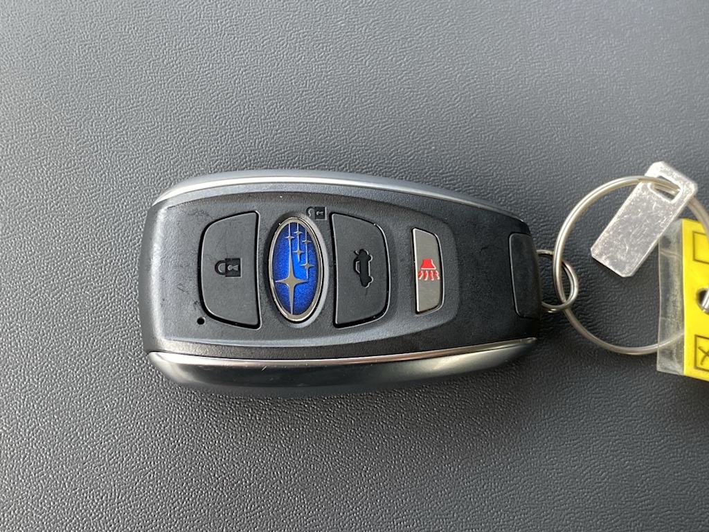 2025 Subaru Outback Touring 18